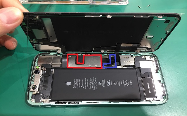 iPhone 11 Pro Max 64GB MWHD2J/A 97% 液晶傷多