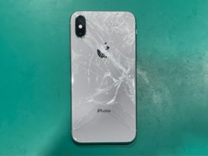 iPhoneXの液晶不良とバックパネルガラス割れを修理致しました ...